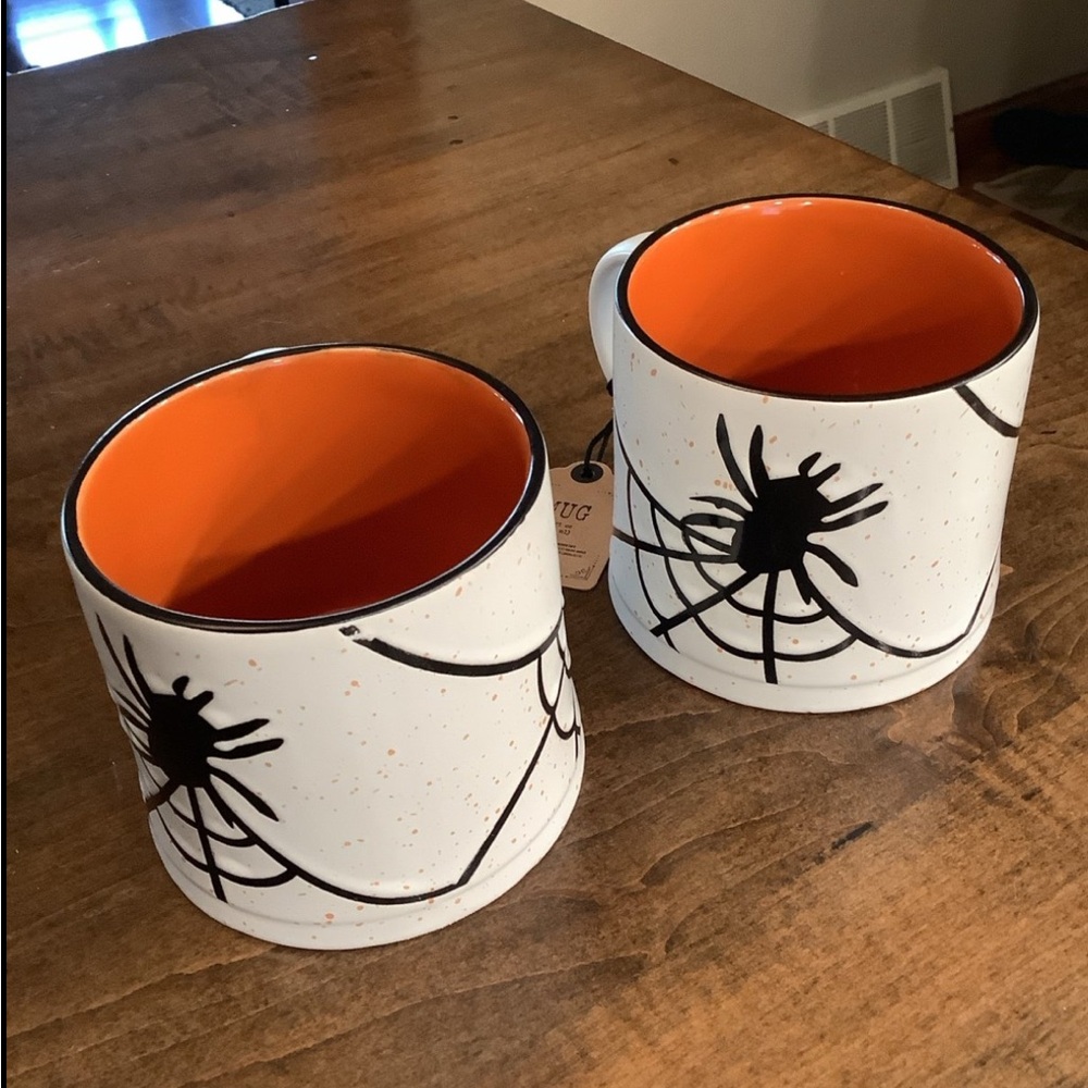 Halloween spider mugs